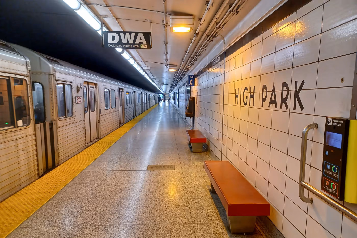 В эти выходные в Торонто закроют несколько станций метро