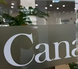 Федеральные ведомства начинают уведомлять государственных служащих о возможных сокращениях рабочих мест