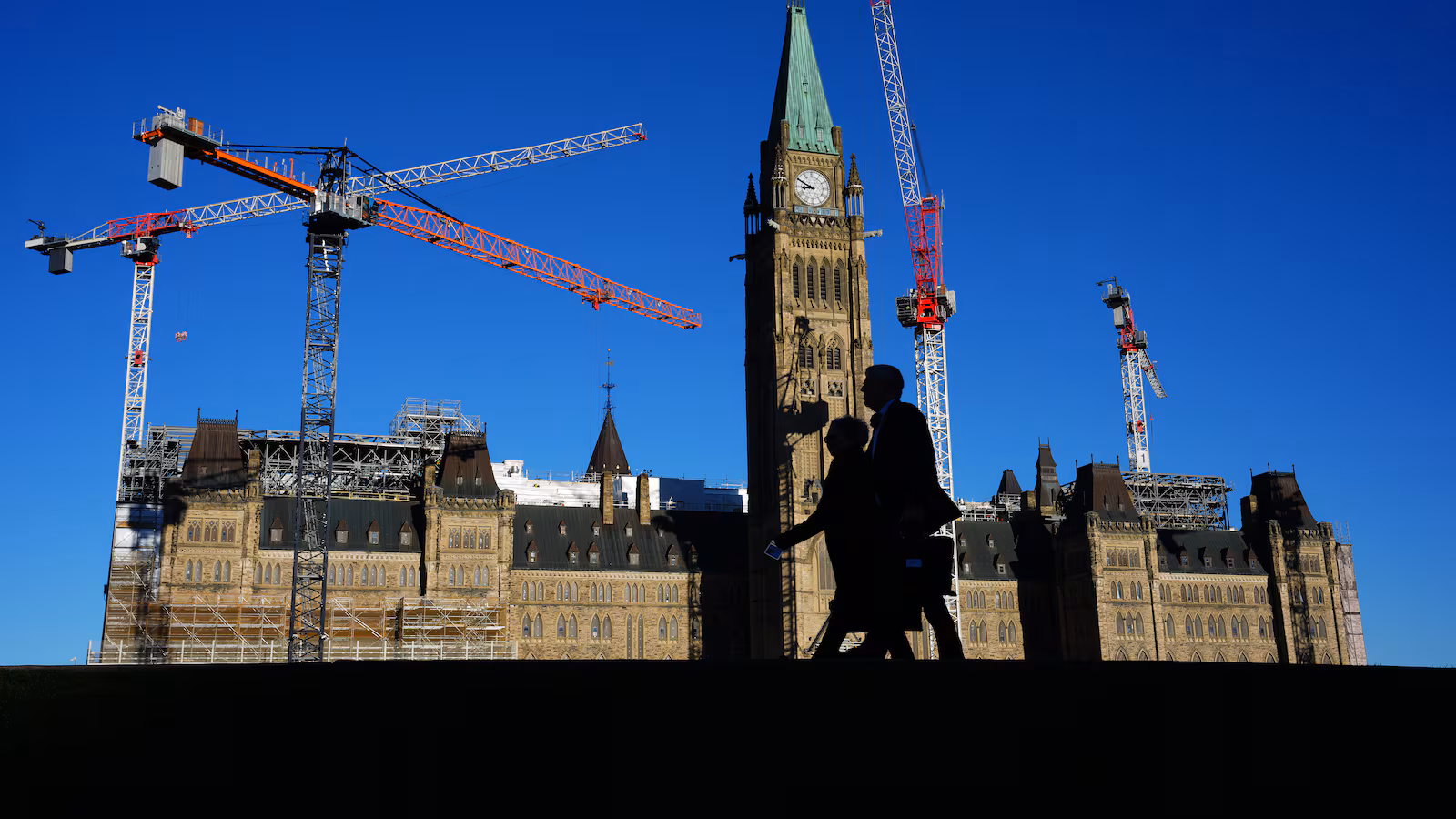 Беженцам и просителям убежища придётся доплачивать за часть медуслуг