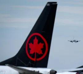 Air Canada приостановила полеты на Кубу