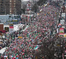 350,000 человек вышли на митинг в Норт-Йорке в поддержку протестующих в Иране