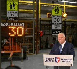На установку мер по контролю скорости в Торонто потребуется 13 лет: Даг Форд недоволен сроками
