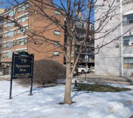 Жители Паркдейла планируют забастовку из-за попытки арендодателя повысить арендную плату задним числом