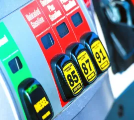 Цены на бензин в Торонто выросли из-за конфликта между США, Израилем и Ираном