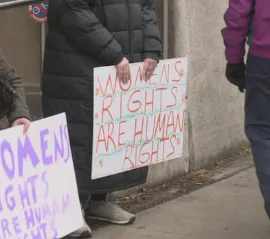 В Торонто прошли марш и митинг к Международному женскому дню