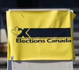 Довыборы в трёх федеральных округах Канады пройдут в апреле
