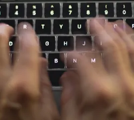 Новый законопроект может расширить полномочия полиции и разведки Канады по расследованию онлайн-активности