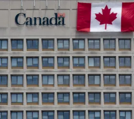 Федеральные ведомства Канады планируют сократить более 12,000 рабочих мест