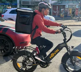 Онтарио рассматривает ужесточение правил для электровелосипедов и электросамокатов