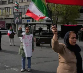 Карни: Канада может помочь судоходству в Ормузском проливе при прекращении огня