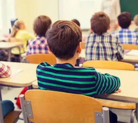 В школах TCDSB откажутся от программы обучения чтению и письму и перенесут языковые курсы на субботу