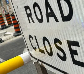 Перекрёсток College Street и Bay Street откроют сегодня вечером на несколько недель раньше запланированного срока