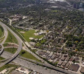 Даг Форд по-прежнему хочет построить тоннель под Highway 401, но не говорит, сколько он будет стоить