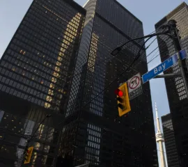 В Онтарио ужесточают контроль за ипотечными брокерами и страховщиками