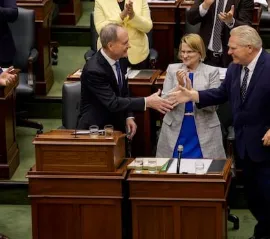 На правительство Форда усиливается давление из-за роста стоимости жизни после принятия бюджета