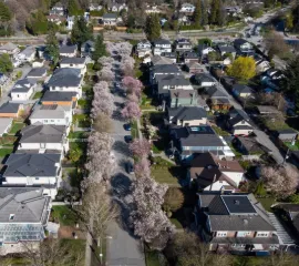 CREA понизила прогноз по продажам жилья в Канаде на 2026 год