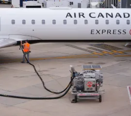 Air Canada временно приостанавливает рейсы в аэропорт JFK в Нью-Йорке из-за роста цен на топливо