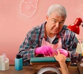 Комедийный Сериал "Мистер Ноготь" на KartinaTV Canada