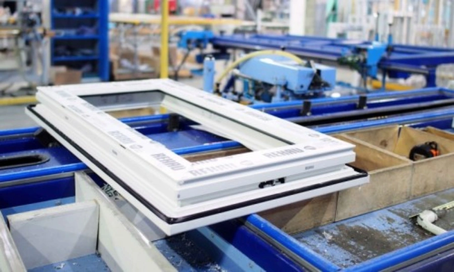 ТРЕБУЮТСЯ МУЖЧИНЫ НА СБОРКУ ОКОН