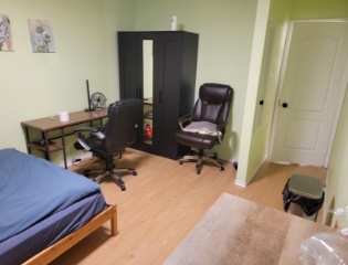Steeles and Dufferin Private Room - Long-Term $1000 from April 1st