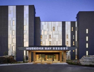 Condo Apartment in Muskoka Bay Resort for SALE, 2 bdrm, 1 wshrm. Fully furnished