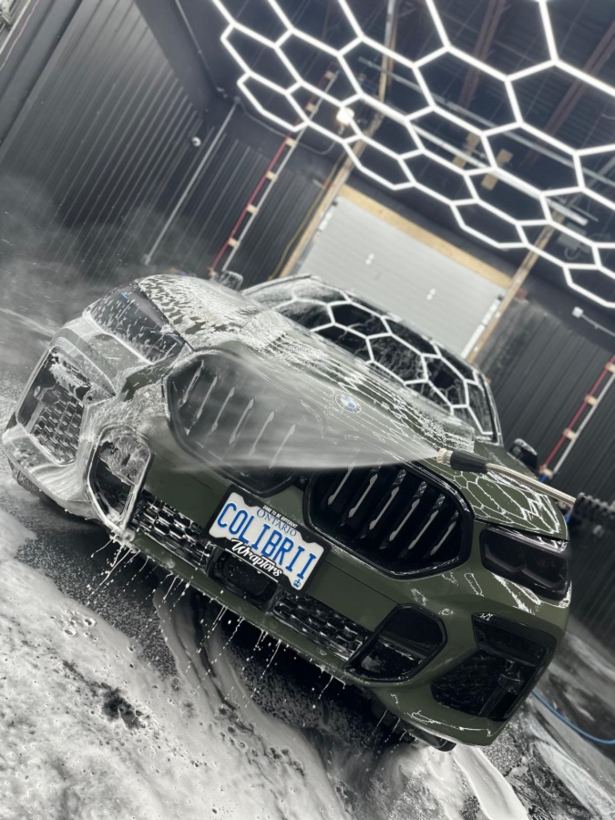 Автомойка, Химчистка, Бронировка, Цветная Пленка, Полировка, Керамическое Покрытие, Тонировка