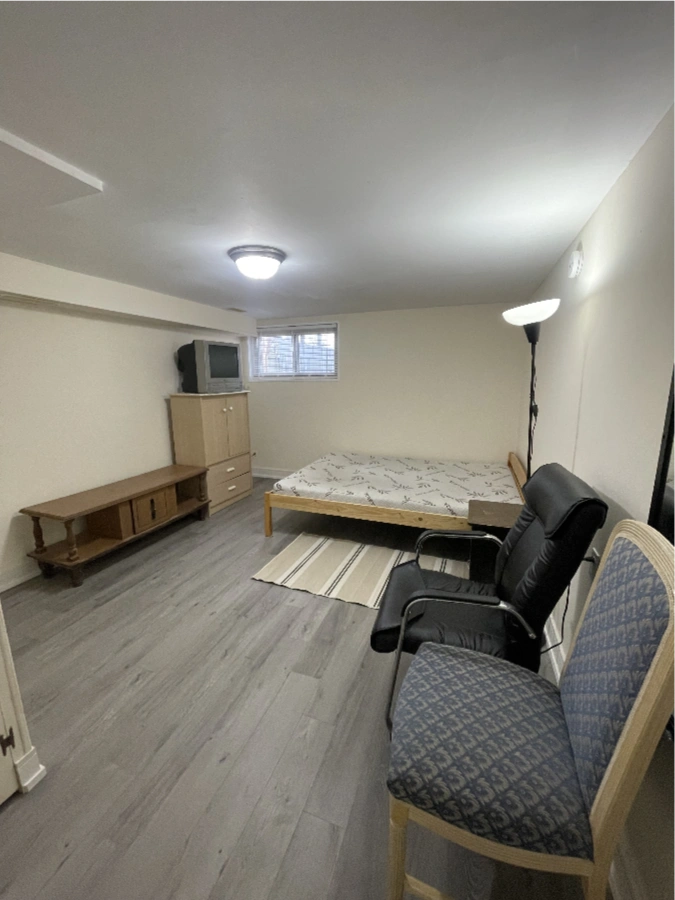 Steeles and Bathurst комната для сдачи