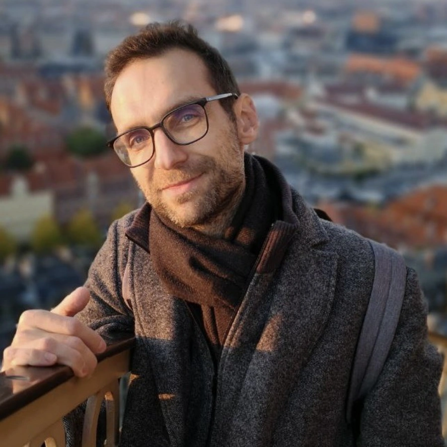 Репетитор по математике для школьников (7-12 классы)