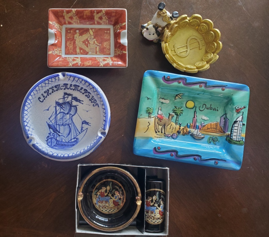 Пепельница за 25 $