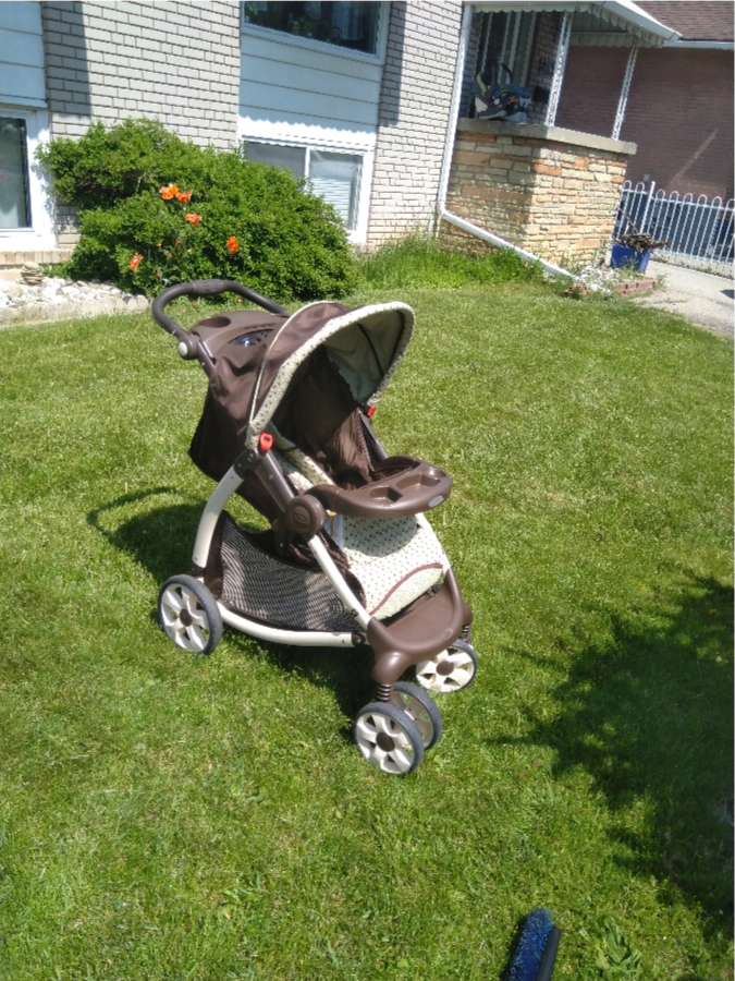 Детская коляска  0-до 4 лет.