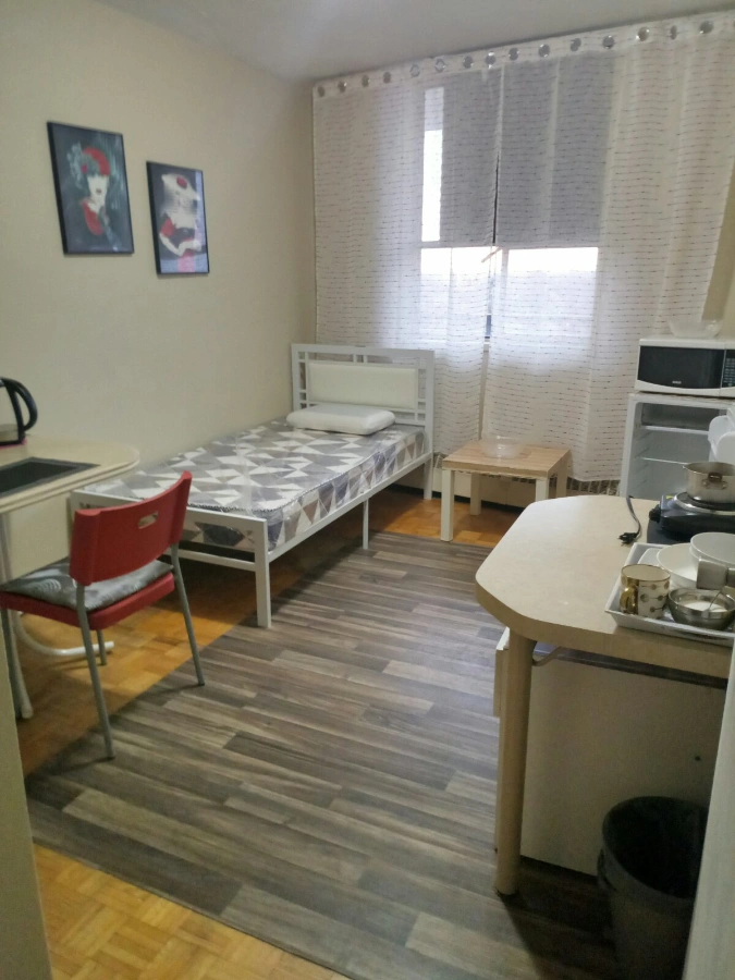 $800 С 01-Марта на 12-эт. Yonge@метро конечная Finch. North York