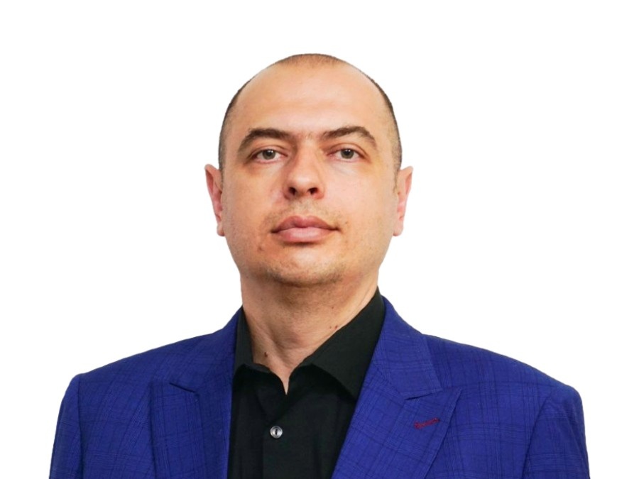 * * George Saliy - Licenced Insurance Broker