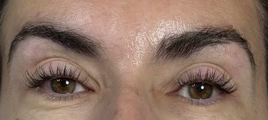 Наращивание ресниц / eyelash extensions.