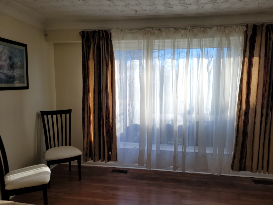 FINCH/BATHURST половина частного дома 2 bedroom apt $2,480/мес БЕЗ ПОСЛЕДНЕГО месяца