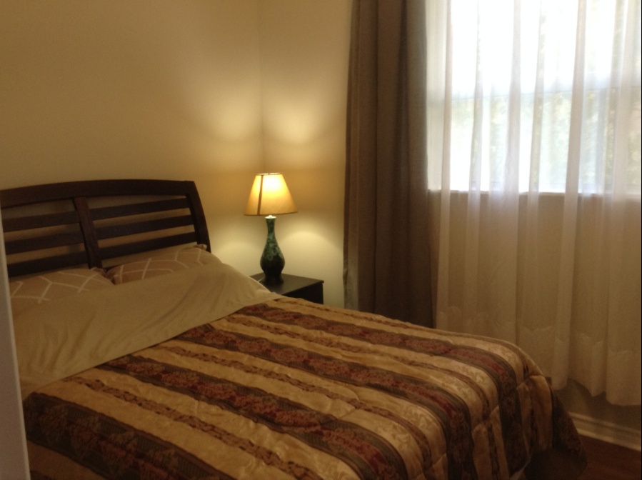 FINCH/BATHURST 1 bedroom ДОМ $2,100/мес БЕЗ ПОСЛЕДНЕГО месяца