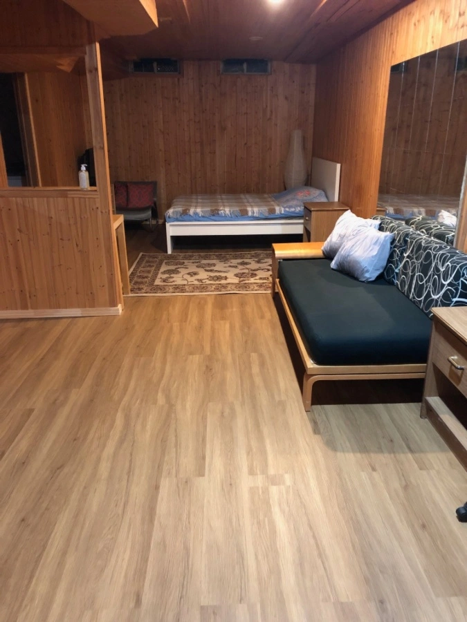 Сдается басчело-бейсмент в Maple. Near Wonderland.