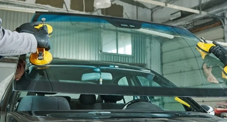 Автомобильные стекла Замена, Ремонт + Авто Сервис