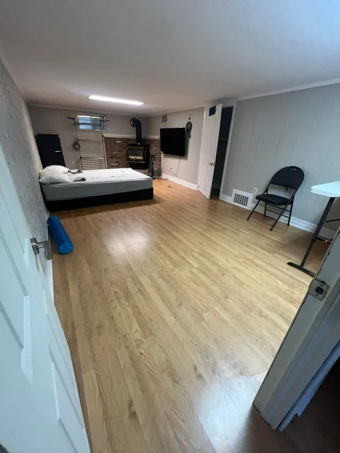 СДАЮТСЯ КОМНАТЫ В ДОМЕ - RICHMOND HILL. СРОЧНО!!!